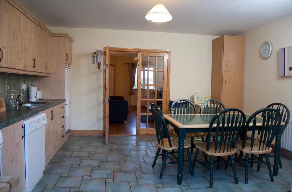 Ceol Na Mara Holiday Homes - Cois Tra & Cor Na Dtonn Enniscrone Habitación foto