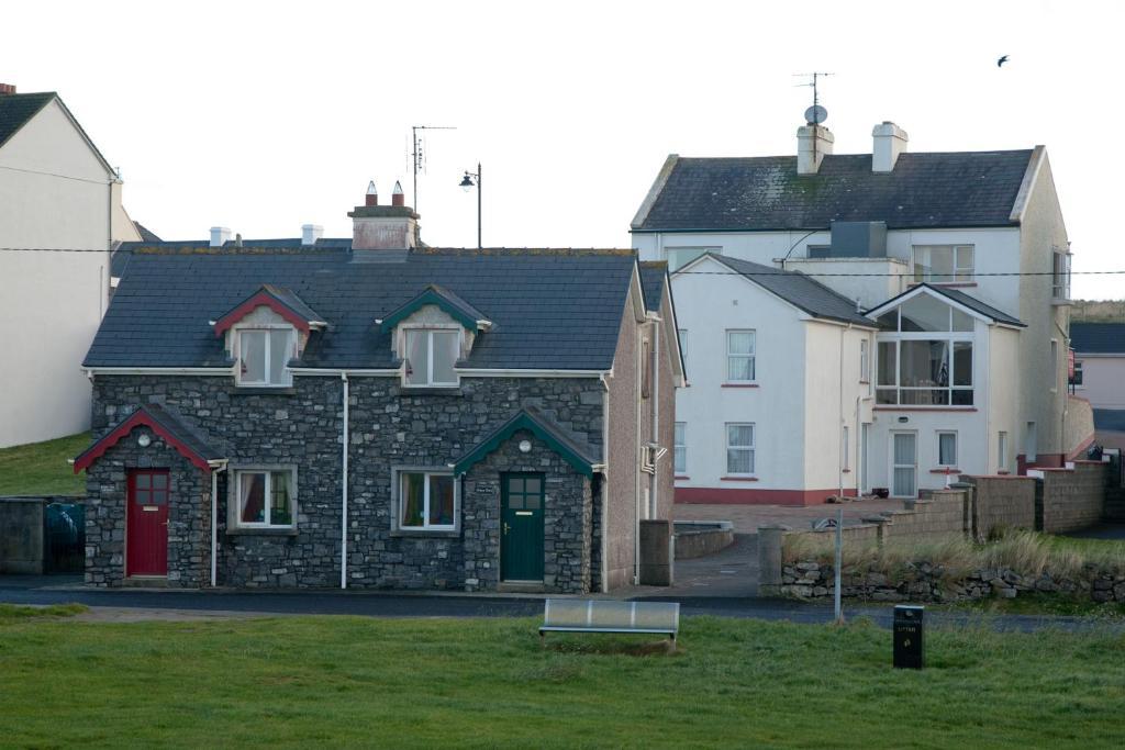 Ceol Na Mara Holiday Homes - Cois Tra & Cor Na Dtonn Enniscrone Habitación foto